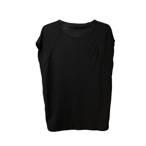 👍 2/$15 Vince Camuto Mixed Media Floral Tee - Picture 3 of 7